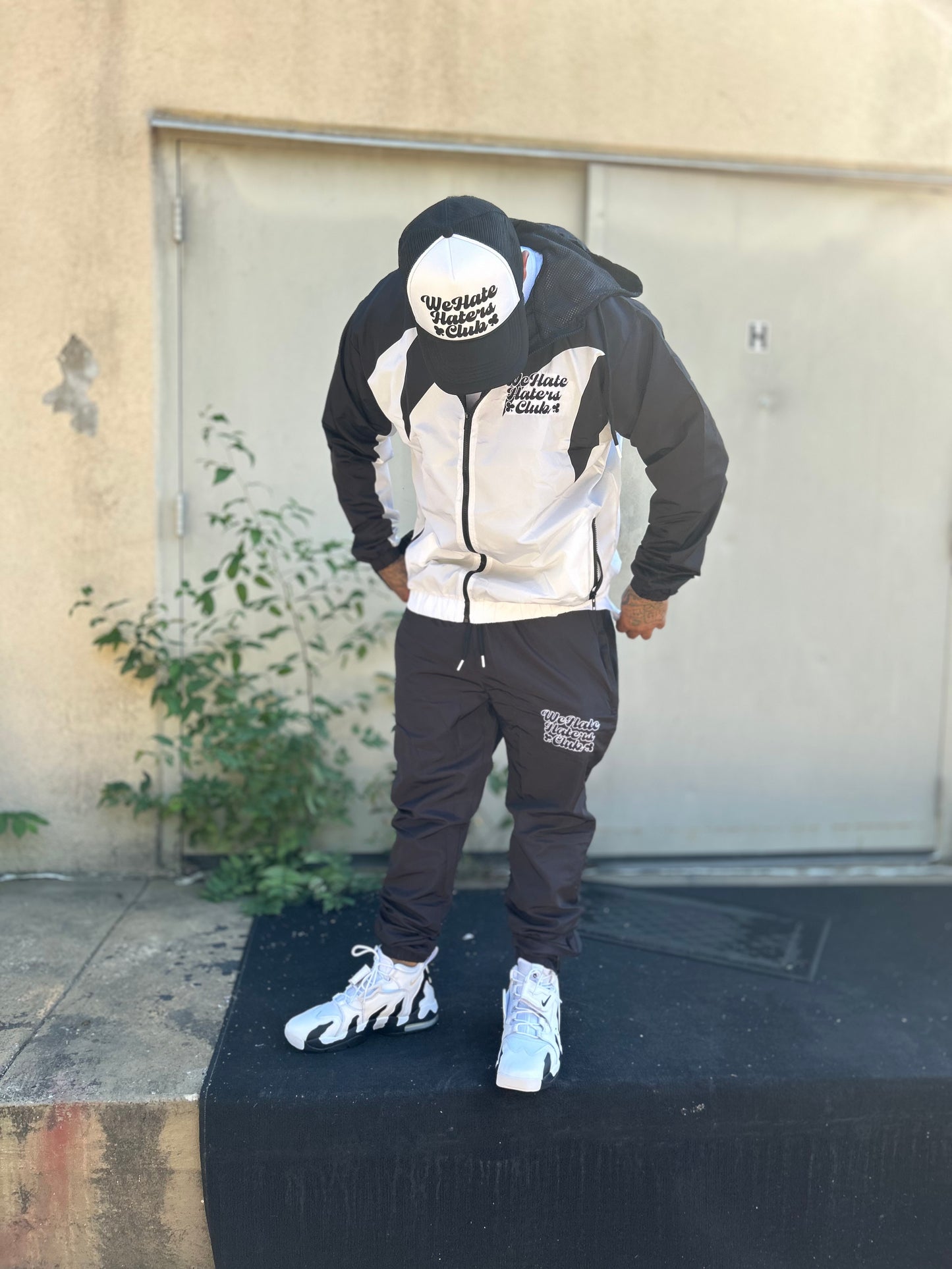 Apex Sharktooth We Hate Haters Club Windbreaker Set (White/Black)